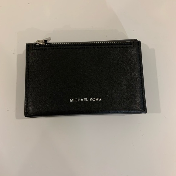 Michael Kors Wallet NWOT - Picture 3 of 5